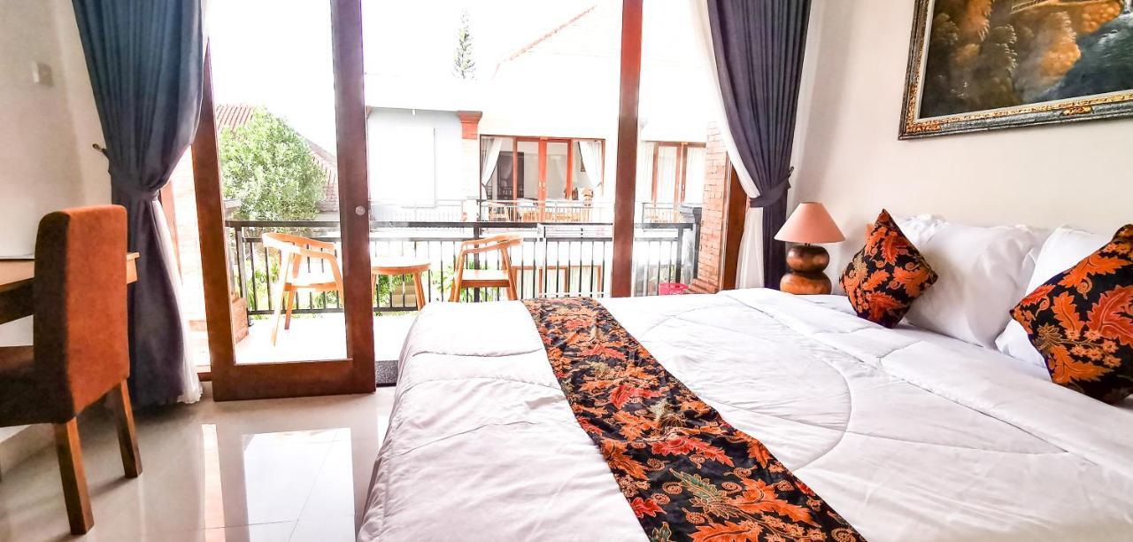 Santi Homestay Canggu Extérieur photo